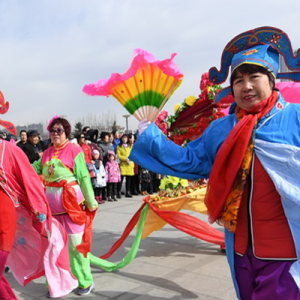 民間文藝團隊鬧元宵，鬧得紅火！