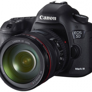 『傳聞』新一代5D相機定名5D Mark IV 發(fā)布時間推遲至夏季